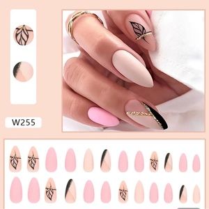 PRESS ON NAILS (ALMOND)